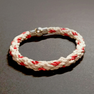 damska bransoletka sznurkowa biała czerwona sznurek bawełniany sznurek jubilerski bransoletka zapięcie magnetyczne
