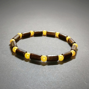 Bransoletka drewniana - koraliki drewniane brązowe i żółte perełki - 18,5cm