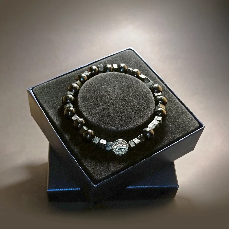 Bransoletka różaniec drewniana Dziesiątka różańca Medalik Krzyż św. Benedykta