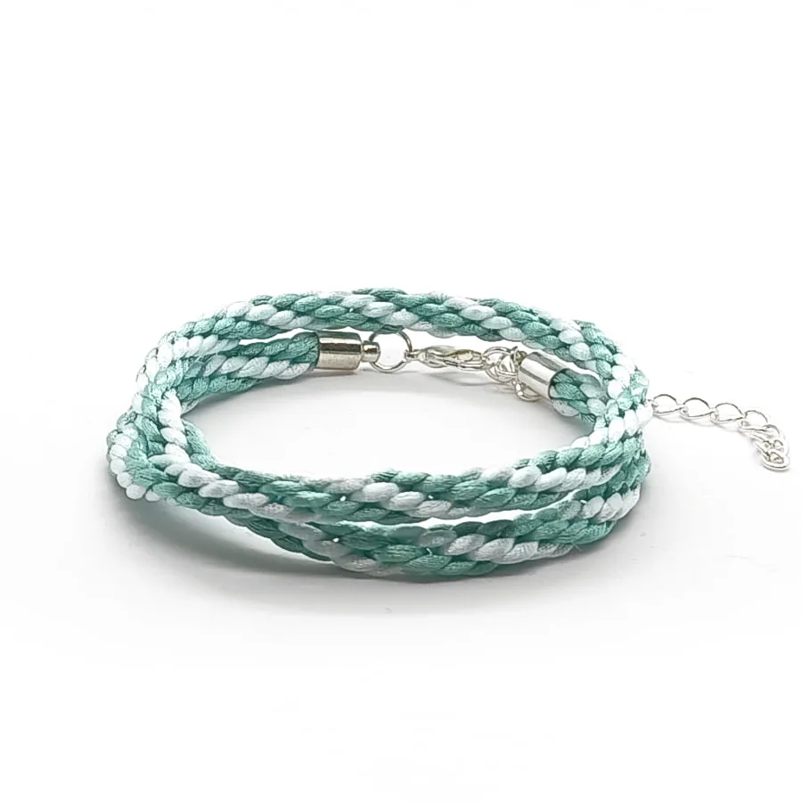 Seledynowa bransoletka ręcznie pleciona 16-18cm W125