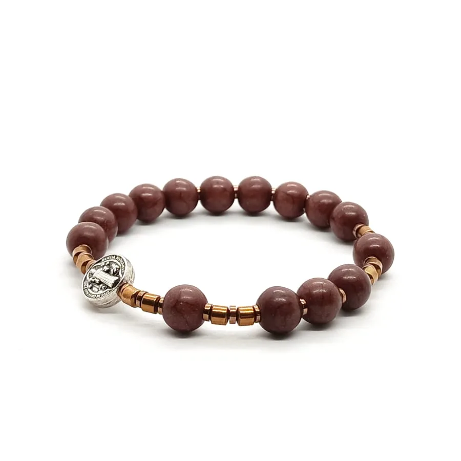 Bransoletka różaniec (dziesiątka) Krzyż św. Benedykta, Howlit, Hematyt 15,5cm KAM987