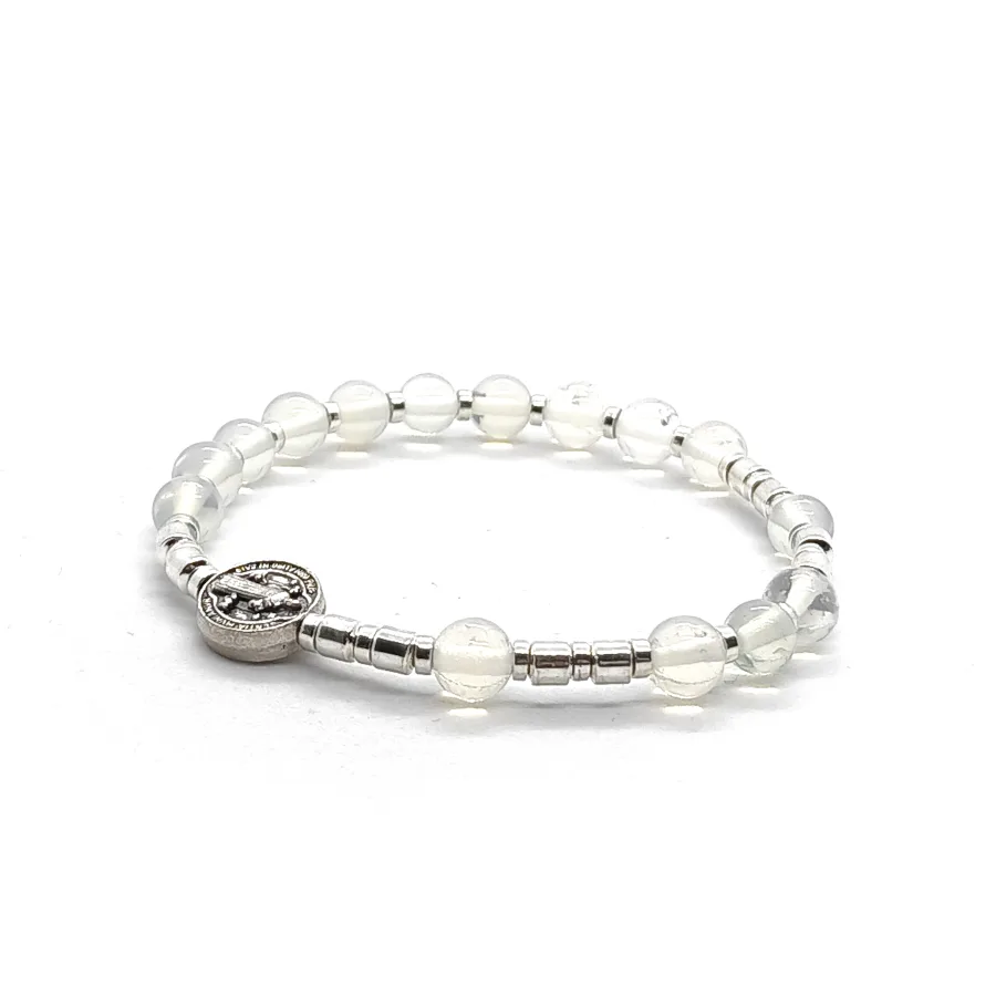 Bransoletka różaniec (dziesiątka) Krzyż św. Benedykta, Opal 14,5cm KAM1116